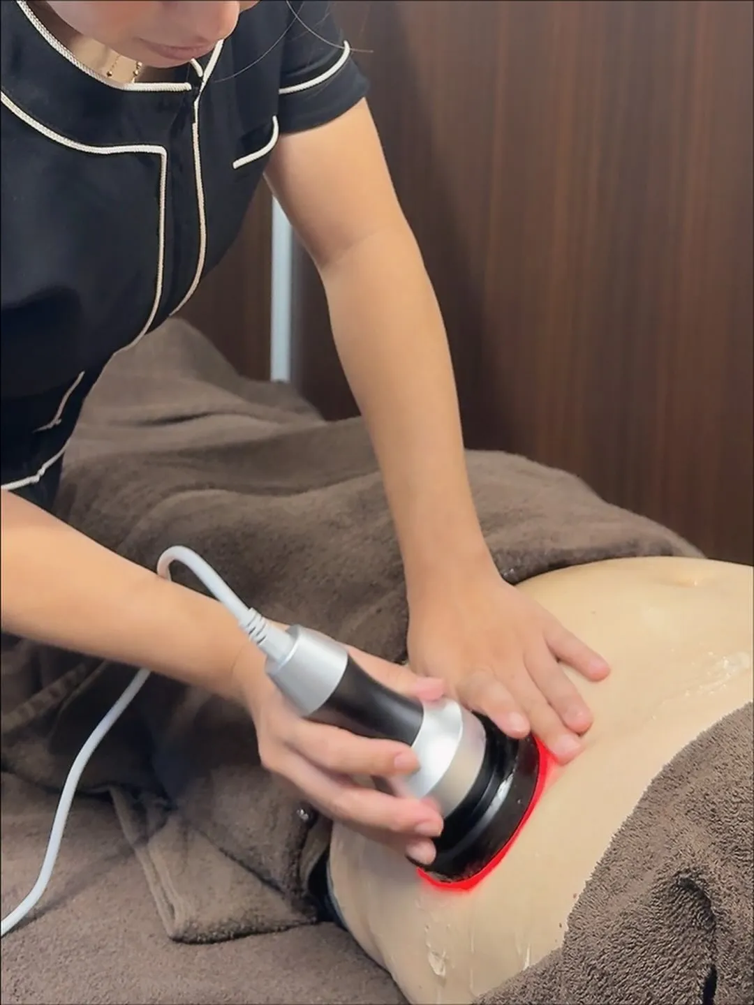 本日は最新痩身マシンのご紹介です✨